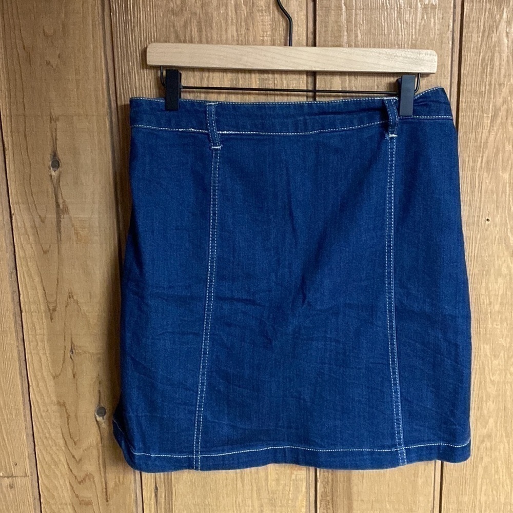 Relativity Knee Length Full Button Front Lightwei… - image 4